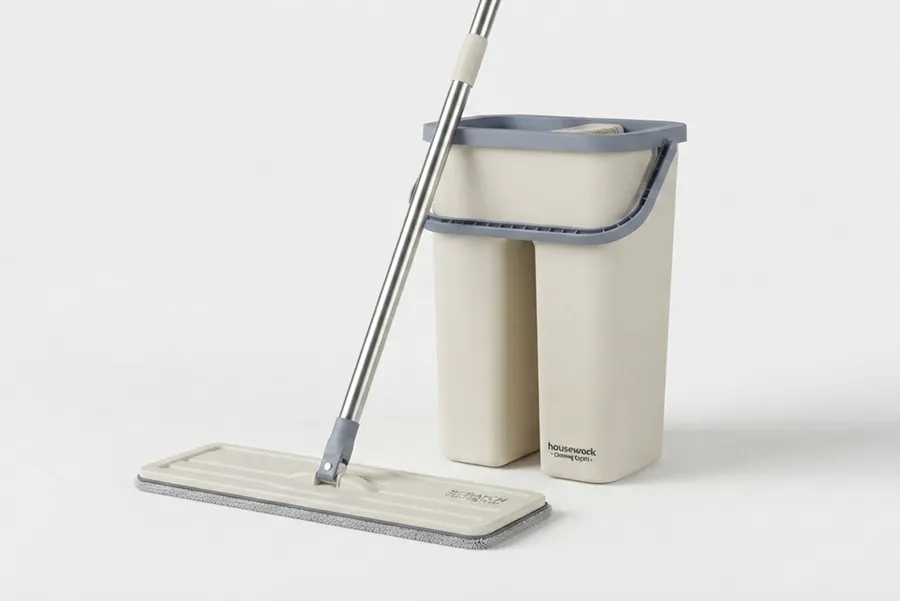 Microfibre cleaning mop product shot